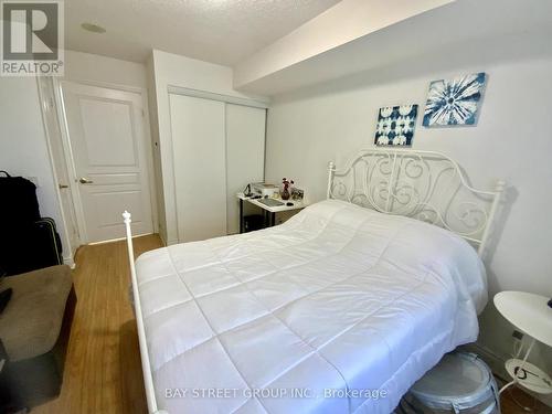 1323 - 15 Northtown Way W, Toronto (Willowdale East), ON - Indoor Photo Showing Bedroom