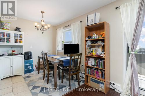 501 - 283 Fairway Road N, Kitchener, ON - Indoor Photo Showing Dining Room