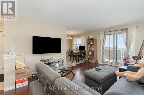 501 - 283 Fairway Road N, Kitchener, ON - Indoor Photo Showing Living Room