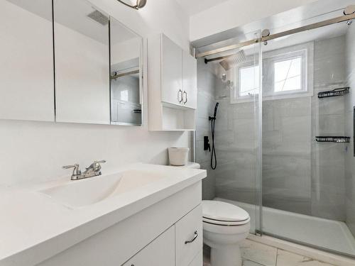 Bathroom - 29 Rue Bocage, Gatineau (Gatineau), QC - Indoor Photo Showing Bathroom