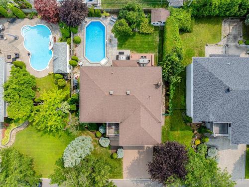 Photo aÃ©rienne - 69 Rue Du Chambertin, Kirkland, QC - Outdoor With In Ground Pool With View