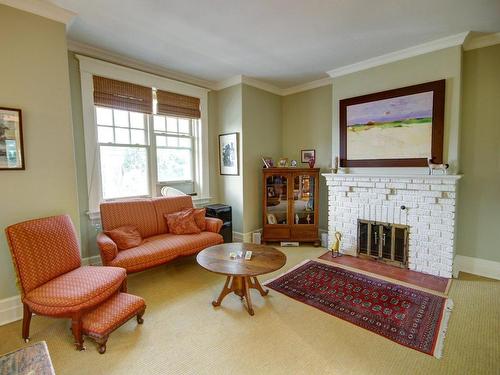 Chambre Ã Â coucher - 4157 Av. De Hampton, Montréal (Côte-Des-Neiges/Notre-Dame-De-Grâce), QC - Indoor Photo Showing Living Room With Fireplace