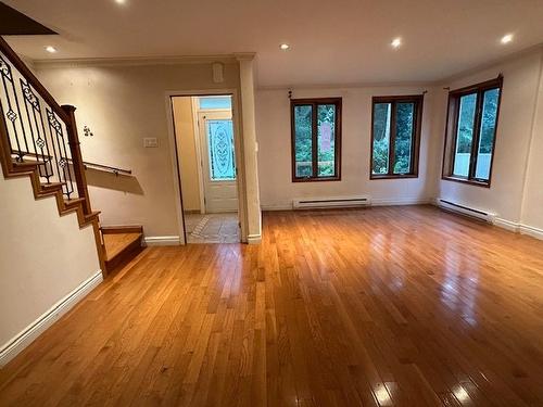 Living room - 3933 14E Rue, Laval (Laval-Ouest), QC - Indoor Photo Showing Other Room