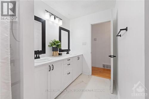 1310 Lacroix Road, Clarence-Rockland, ON - Indoor Photo Showing Bathroom