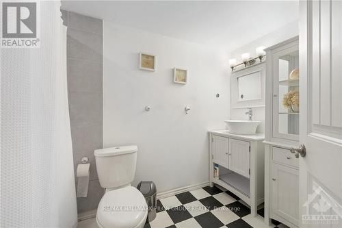 1310 Lacroix Road, Clarence-Rockland, ON - Indoor Photo Showing Bathroom