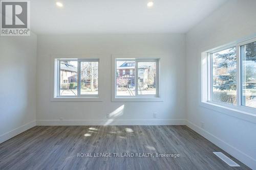 241 Ridout Street S, London, ON - Indoor Photo Showing Other Room