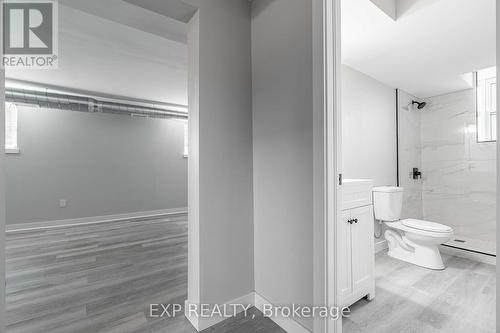 81 King Edward Avenue, London, ON - Indoor Photo Showing Bathroom