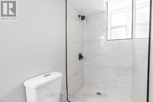 81 King Edward Avenue, London, ON - Indoor Photo Showing Bathroom