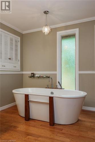 131 Peninsula Road, North Bay, ON - Indoor Photo Showing Bathroom