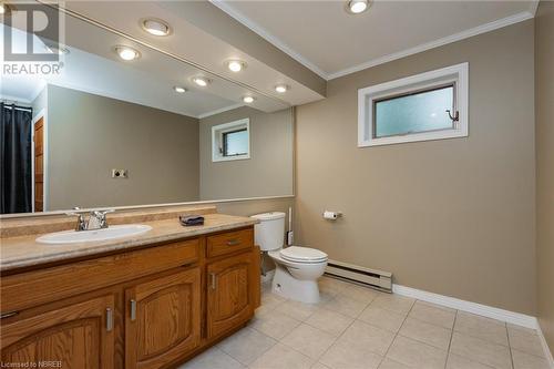 131 Peninsula Road, North Bay, ON - Indoor Photo Showing Bathroom