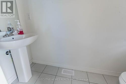 41 Queenpost Drive, Brampton, ON - Indoor Photo Showing Bathroom