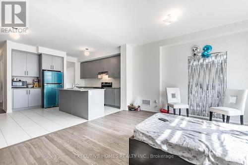 41 Queenpost Drive, Brampton, ON - Indoor Photo Showing Kitchen