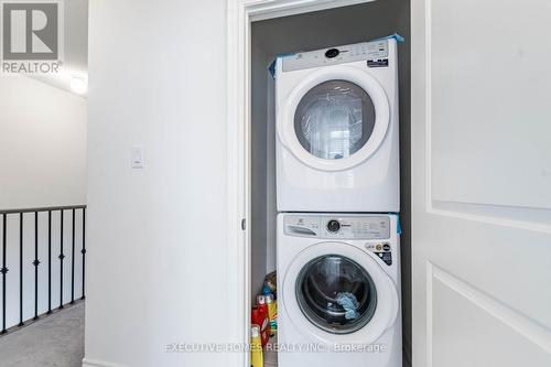 41 Queenpost Drive, Brampton (Credit Valley), ON - Indoor Photo Showing Laundry Room