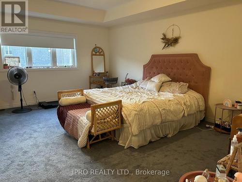 Upper - 37 Homestead Way, Thorold, ON - Indoor Photo Showing Bedroom