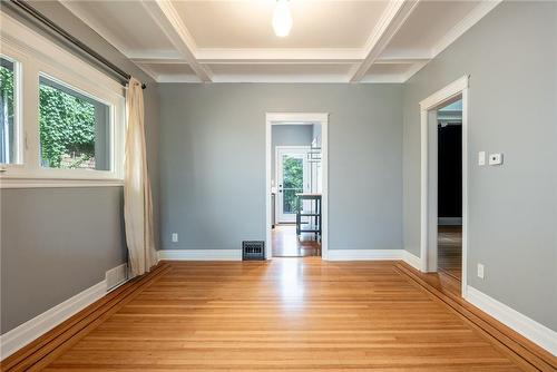 Dining Room - 46 Rosslyn Avenue N, Hamilton, ON - Indoor Photo Showing Other Room