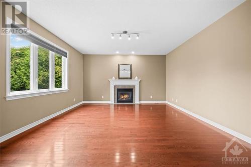 58 Queenston Drive, Ottawa, ON - Indoor With Fireplace