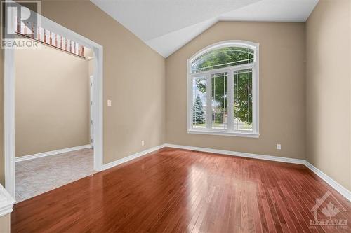 58 Queenston Drive, Ottawa, ON - Indoor Photo Showing Other Room