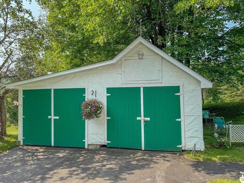 Garage - 1164 Ch. Kilmar, Grenville-Sur-La-Rouge, QC - Outdoor