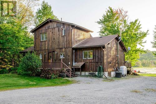 152A Paradise Landing Road, Hastings Highlands, ON - Outdoor