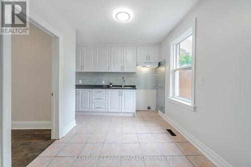 117 Glebemount Avenue, Toronto (Danforth), ON - Indoor Photo Showing Kitchen