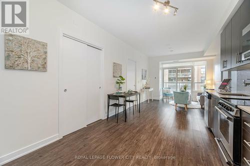 604 - 212 King William Street, Hamilton (Beasley), ON - Indoor Photo Showing Kitchen