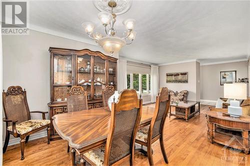 7 Lyall Street, Ottawa, ON - Indoor Photo Showing Dining Room