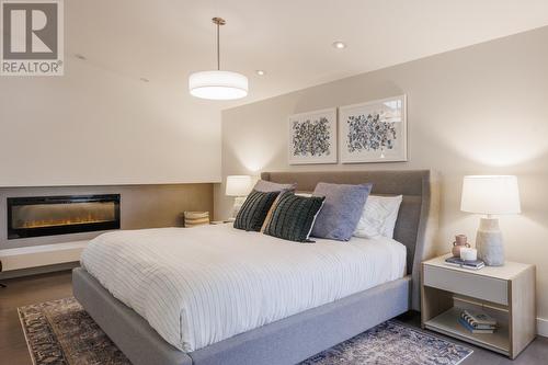 2 Linden Place, St. John'S, NL - Indoor Photo Showing Bedroom