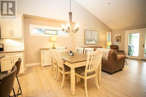 108 Crimson Ridge Dr, Sault Ste. Marie, ON - Indoor Photo Showing Dining Room