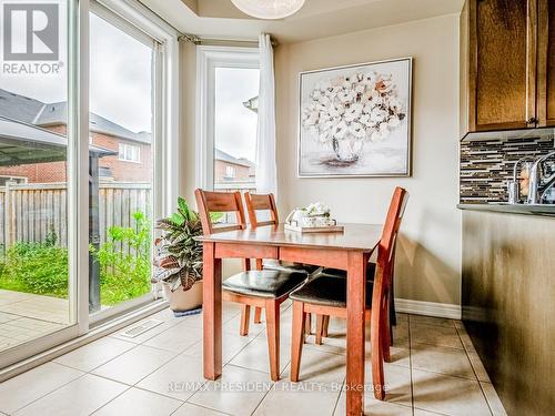 25 Sky Harbour Drive, Brampton (Bram West), ON - Indoor Photo Showing Dining Room