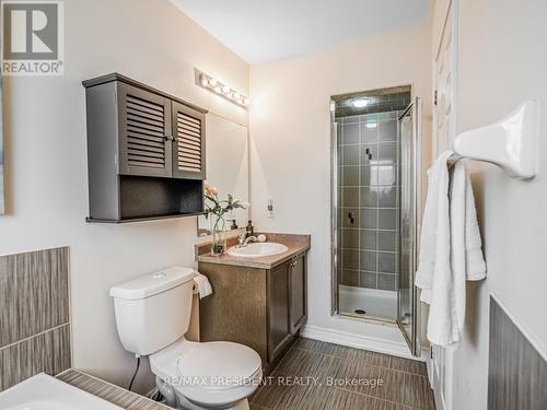 25 Sky Harbour Drive, Brampton (Bram West), ON - Indoor Photo Showing Bathroom