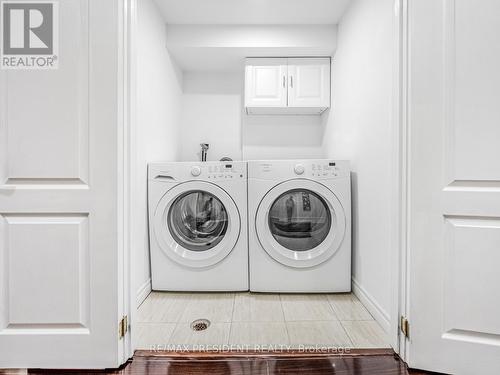 25 Sky Harbour Drive, Brampton (Bram West), ON - Indoor Photo Showing Laundry Room