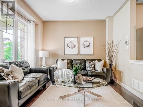 25 Sky Harbour Drive, Brampton (Bram West), ON - Indoor Photo Showing Living Room