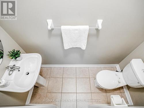 25 Sky Harbour Drive, Brampton (Bram West), ON - Indoor Photo Showing Bathroom