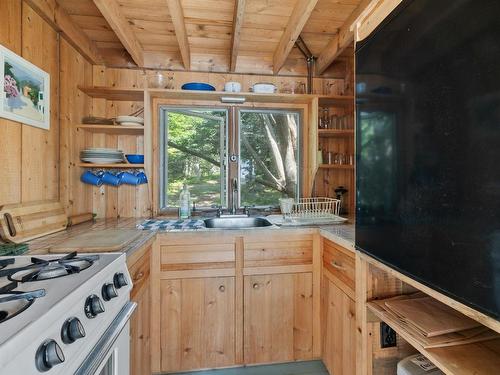 3996 East Point Road, South Lake, PE 