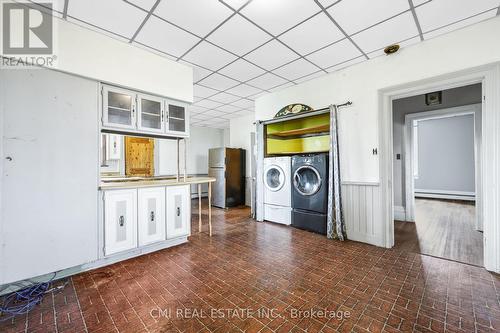 1527 Concession 10, Saugeen Shores, ON - Indoor Photo Showing Laundry Room