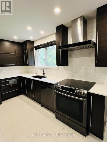 213 Northlake Drive, Waterloo, ON - Indoor Photo Showing Kitchen