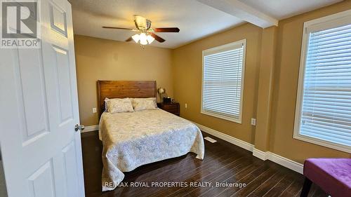 88 Kensington Avenue N, Hamilton (Crown Point), ON - Indoor Photo Showing Bedroom