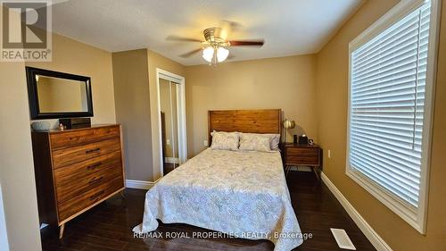 88 Kensington Avenue N, Hamilton (Crown Point), ON - Indoor Photo Showing Bedroom