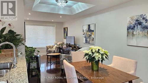 88 Kensington Avenue N, Hamilton (Crown Point), ON - Indoor Photo Showing Dining Room