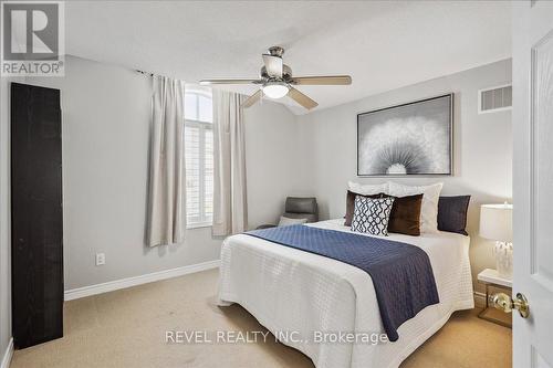 3105 Jenn Avenue, Burlington, ON - Indoor Photo Showing Bedroom