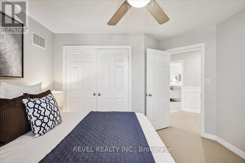 3105 Jenn Avenue, Burlington, ON - Indoor Photo Showing Bedroom