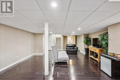 3105 Jenn Avenue, Burlington, ON - Indoor