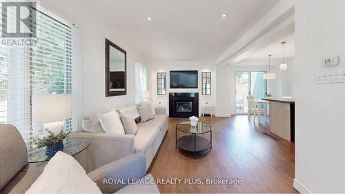 477 Levanna Lane, Oakville (River Oaks), ON - Indoor Photo Showing Living Room With Fireplace