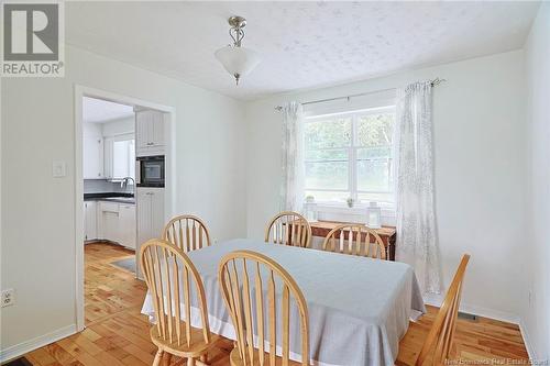 12 Hillsleigh Court, Douglas, NB - Indoor Photo Showing Dining Room