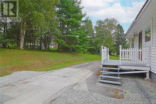 12 Hillsleigh Court, Douglas, NB - Outdoor