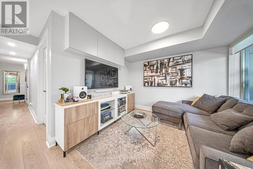 208 - 1050 The Queensway, Toronto (Islington-City Centre West), ON - Indoor Photo Showing Living Room