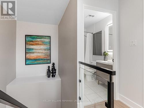 917 - 39 Parliament Street, Toronto (Waterfront Communities), ON - Indoor Photo Showing Bathroom