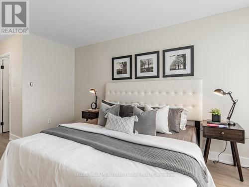 917 - 39 Parliament Street, Toronto (Waterfront Communities), ON - Indoor Photo Showing Bedroom