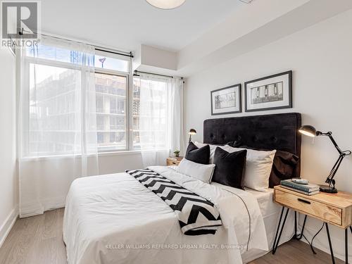 917 - 39 Parliament Street, Toronto (Waterfront Communities), ON - Indoor Photo Showing Bedroom