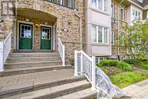 125 - 42 Pinery Trail, Toronto (Malvern), ON - Outdoor With Facade